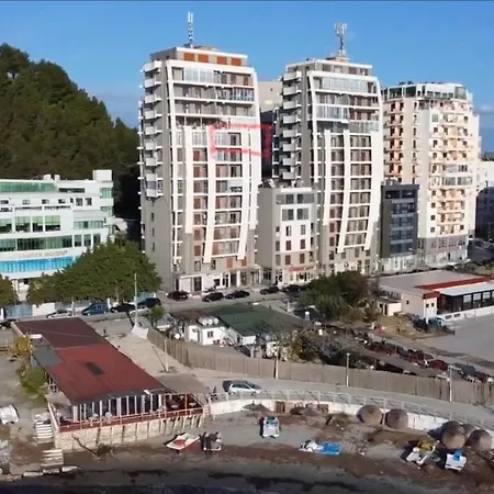 Currila Modern Luxury Stunning Views *