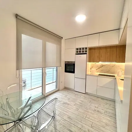 Currila Modern Luxury Stunning Views