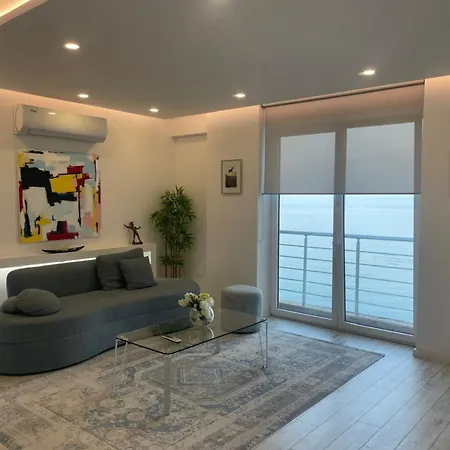 Currila Modern Luxury Stunning Views