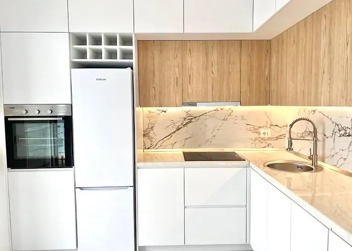 Currila Modern Luxury Stunning Views