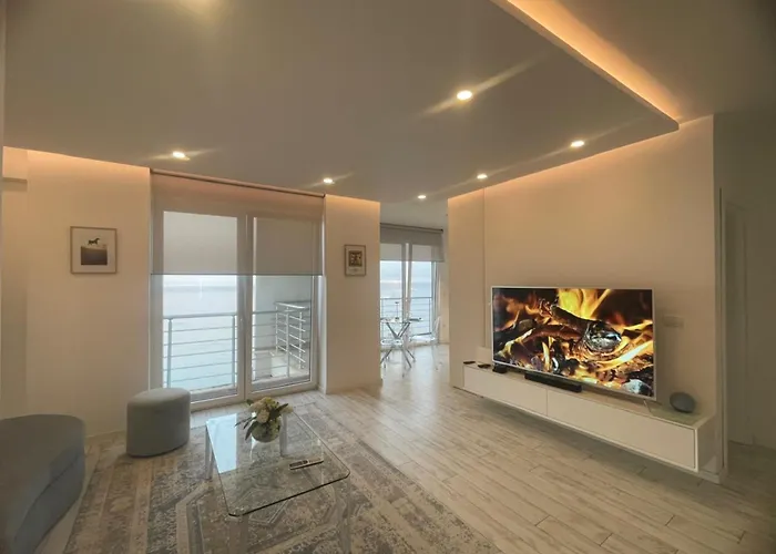 Currila Modern Luxury Stunning Views Appartement Durrës