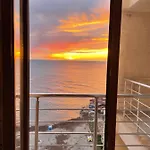 Currila Modern Luxury Stunning Views Apartament