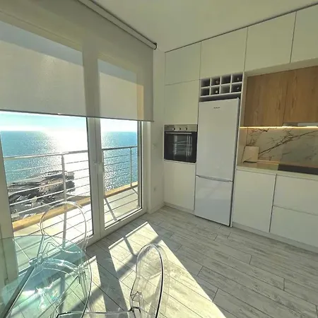 Currila Modern Luxury Stunning Views Apartmán *