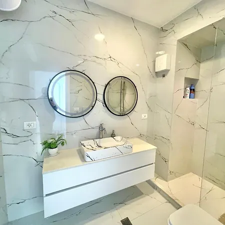 Currila Modern Luxury Stunning Views Apartmán Durrës