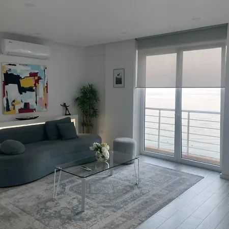 アパート Currila Modern Luxury Stunning Views ドゥラス