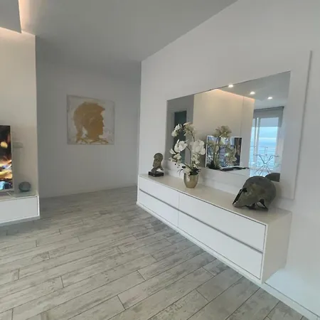 Apartmán Currila Modern Luxury Stunning Views Durrës