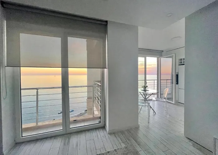 아파트 Currila Modern Luxury Stunning Views Durrës