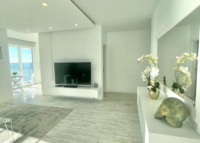 아파트 Currila Modern Luxury Stunning Views